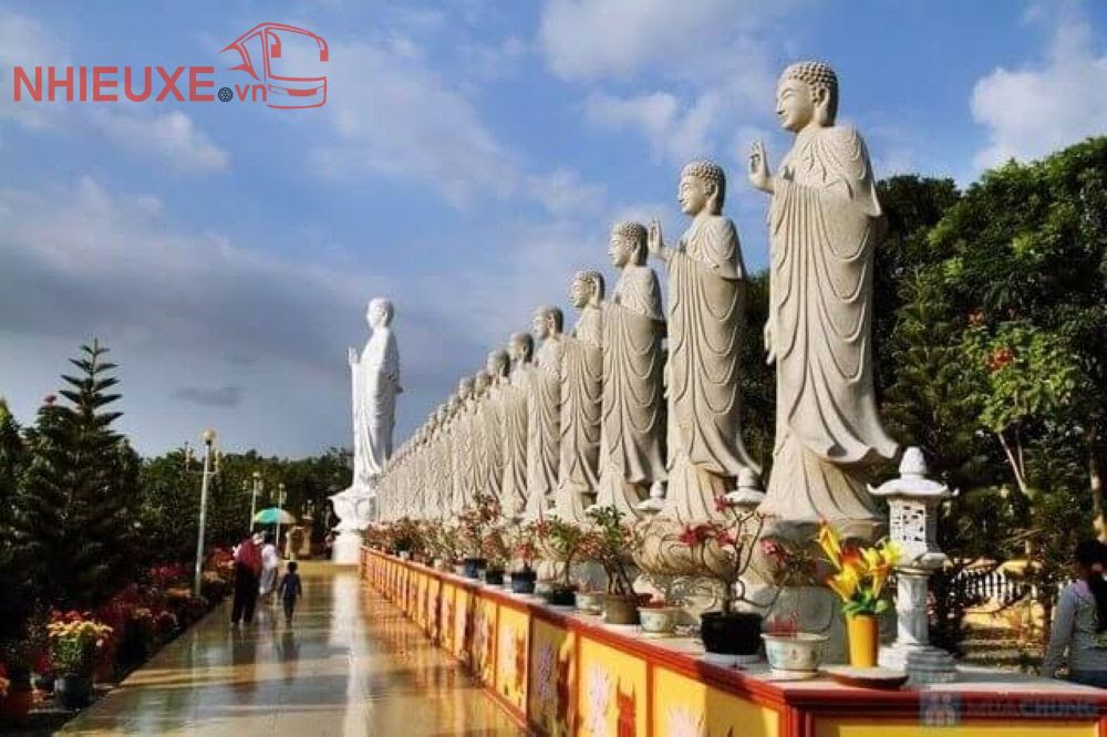 Dịch vụ cho thuê xe du lịch đi hành hương